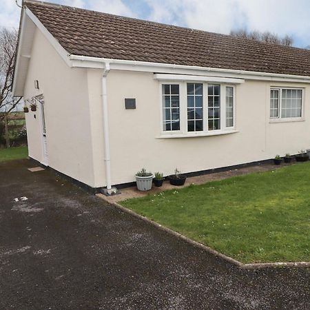 13 Gower Holiday Village Swansea Luaran gambar