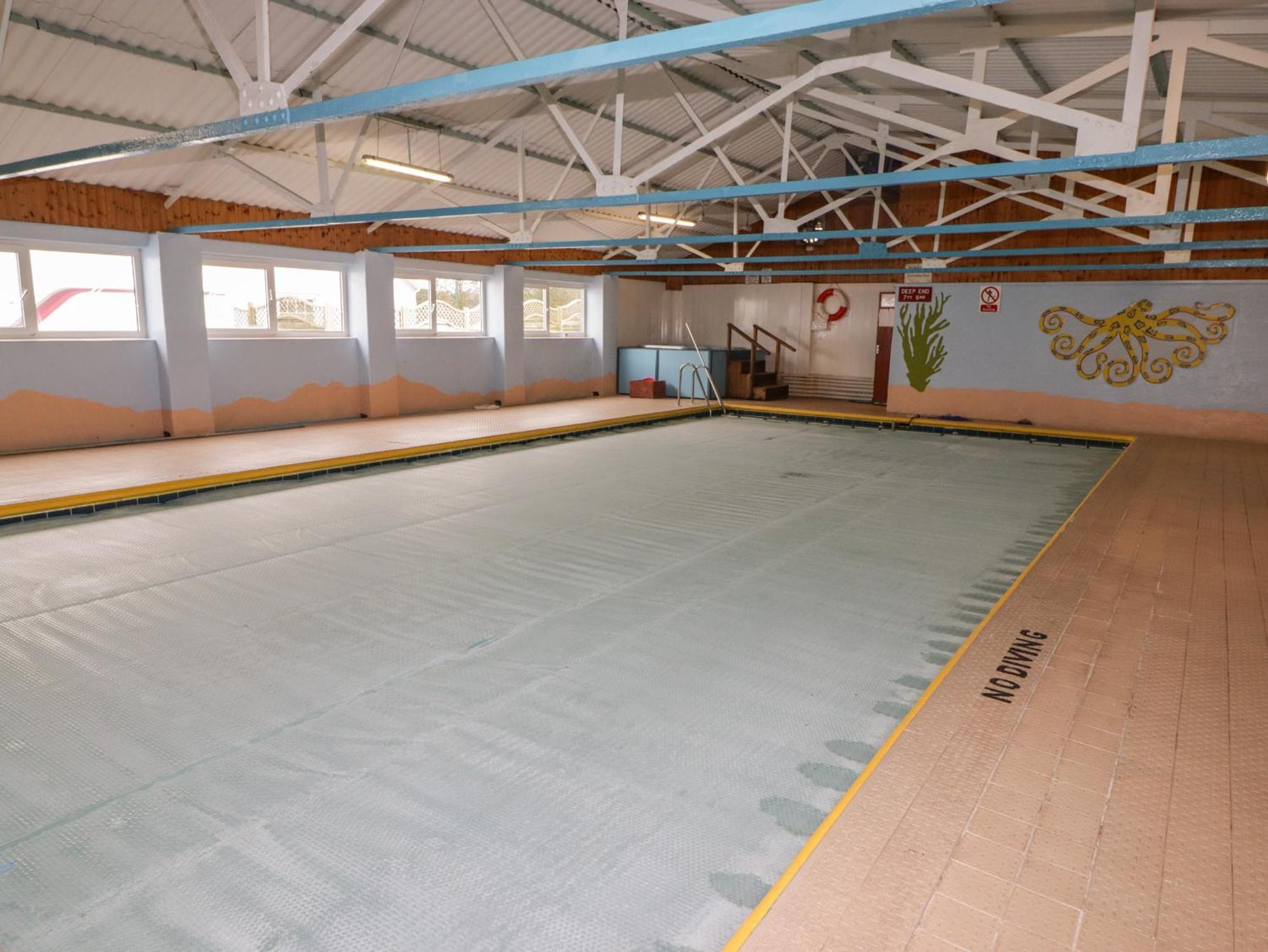 13 Gower Holiday Village Swansea Luaran gambar