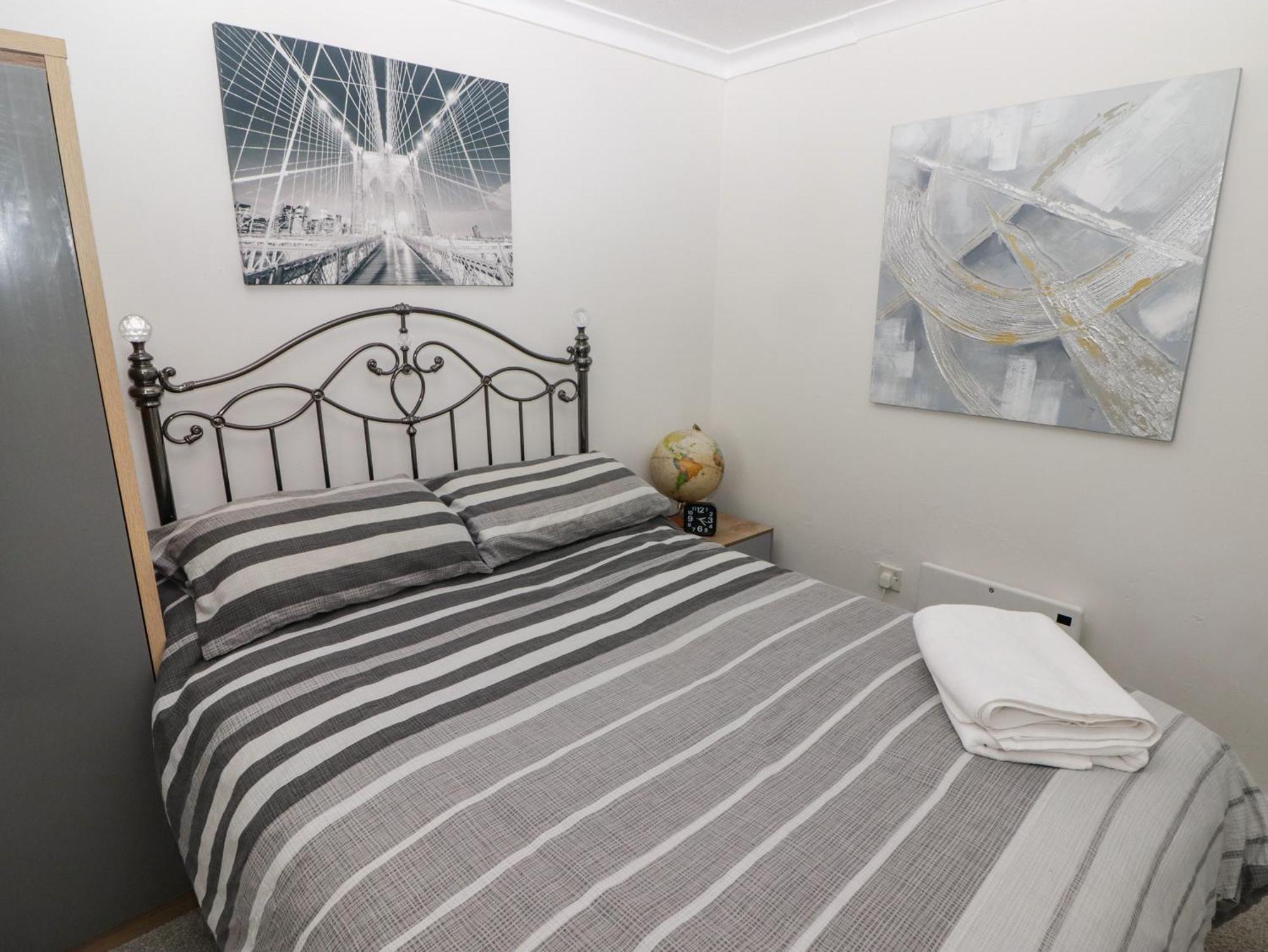 13 Gower Holiday Village Swansea Luaran gambar