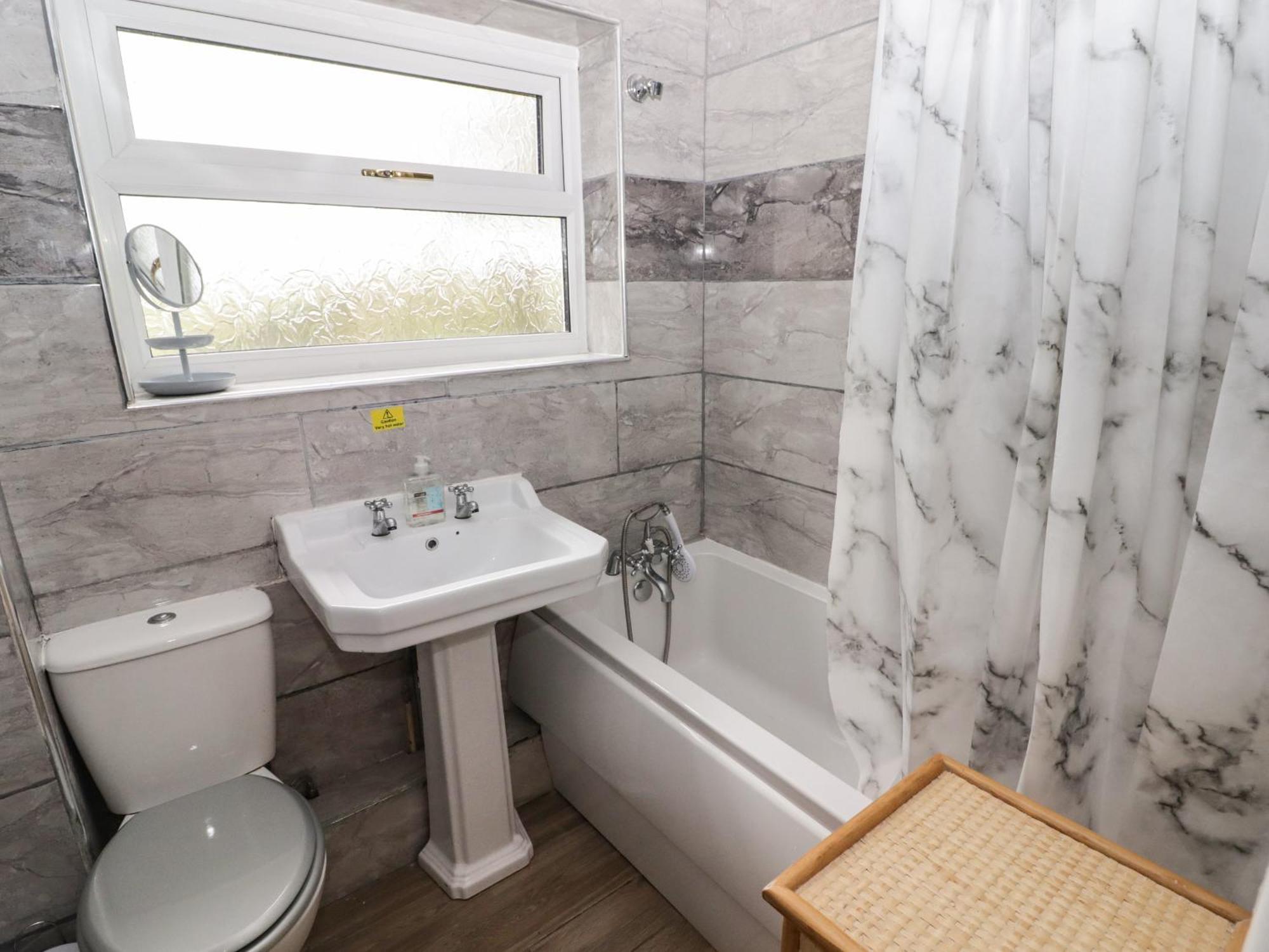 13 Gower Holiday Village Swansea Luaran gambar